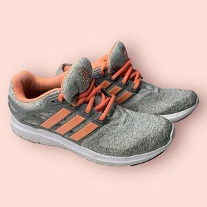 women's Adidas Energy Cloud V running shoes size 8